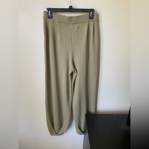 FP Beach Free People Women’s Frey’s Sweater Pants Joggers Green Size M Lounge - Picture 4 of 10